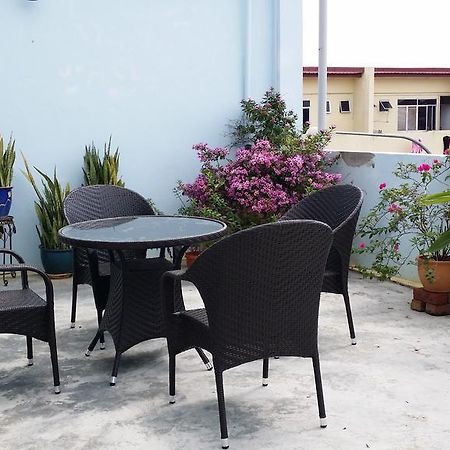 Blueberry Inn Miri Buitenkant foto